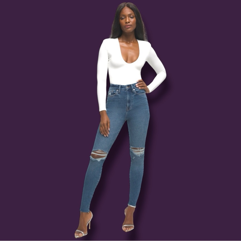 💥HP💥NWT Good American Distressed Knee Good Waist Crop Jeans. 👖 SIZE 0/25 - Picture 2 of 16
